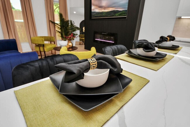 Building Photo - 3620 Du Bois St