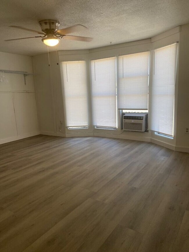 Building Photo - 3724 CR 458