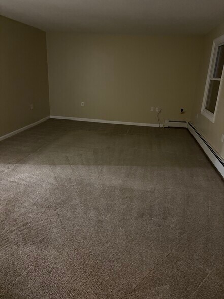 Building Photo - 31 Bishop Ave