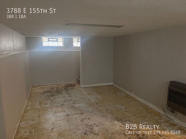 Building Photo - 3788 E 155th St