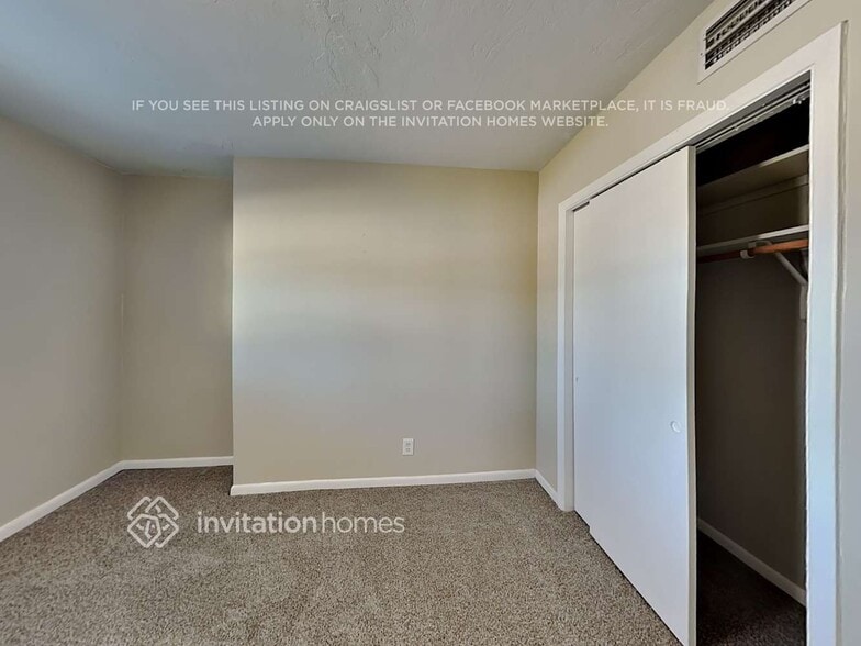 Building Photo - 1355 Stratford Dr