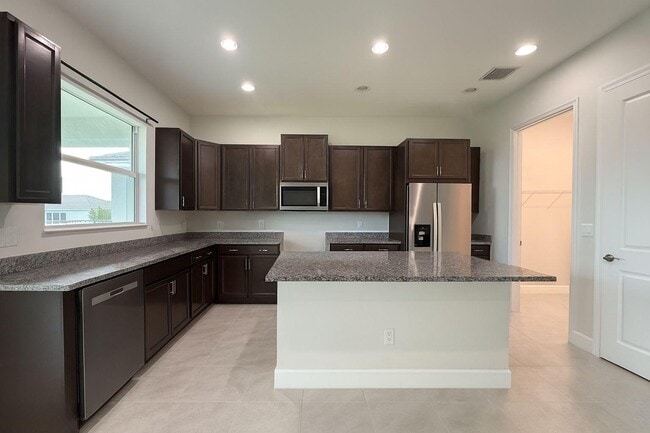 Building Photo - 5703 Lodgepole Ln