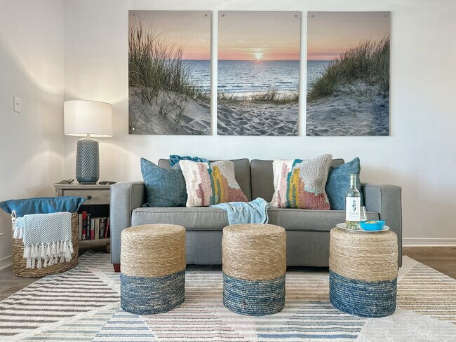 Building Photo - 3191 Scenic Hwy 98