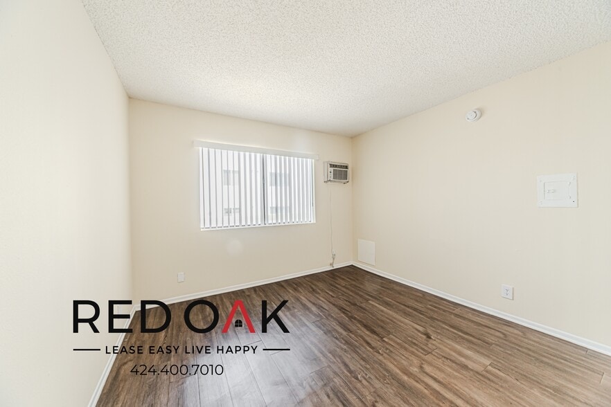 Building Photo - 8523 Etiwanda Ave