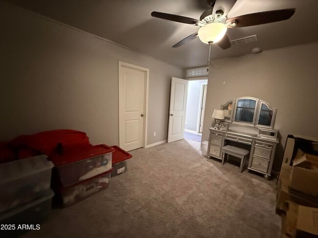 Building Photo - 6014 E Helios Dr