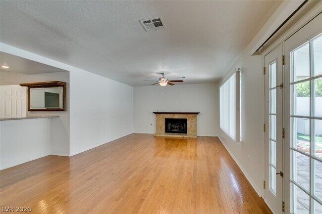 Building Photo - 8224 Tivoli Cove Dr