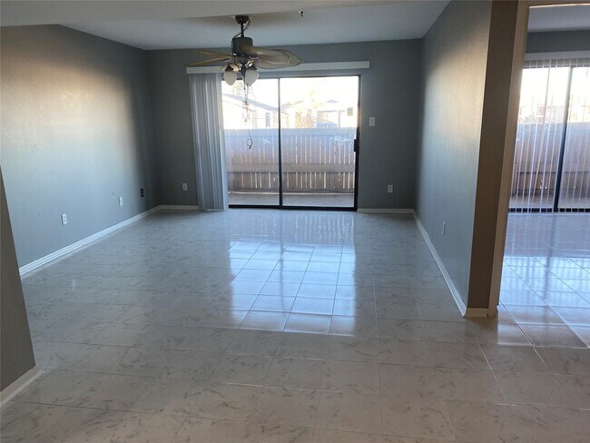 Building Photo - 8431 Hearth Dr