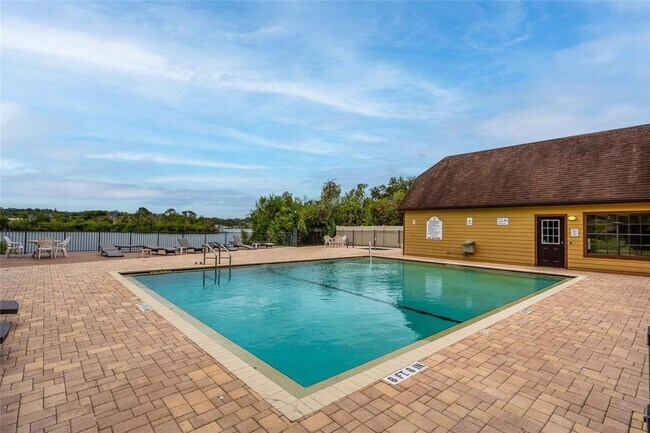 Building Photo - Amazing Location **Altamonte Condo** - 1 Bedroom