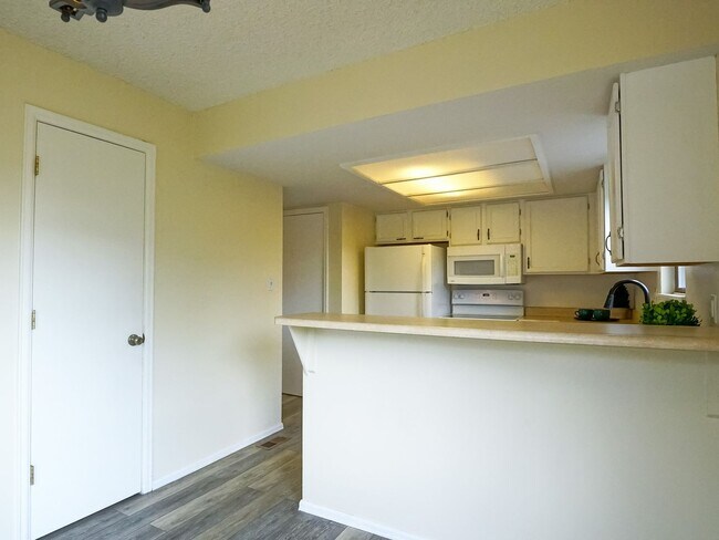 Building Photo - 3372 Capstan Way