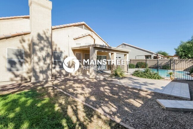 Building Photo - 4 Bedroom Pet-Friendly Home in Mesa, AZ with Main Street Renewal