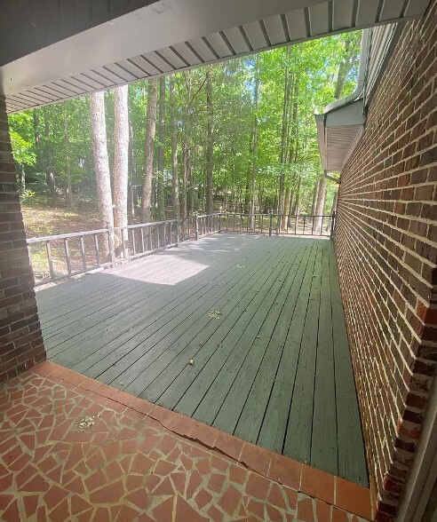 Building Photo - 8033 Navios Dr SE