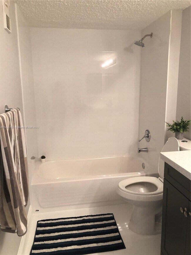 Building Photo - 3995 W McNab Rd