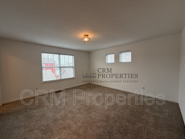 Building Photo - 326 N Warman Ave