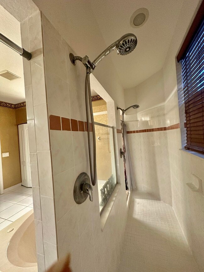 Building Photo - 13638 88th Pl N