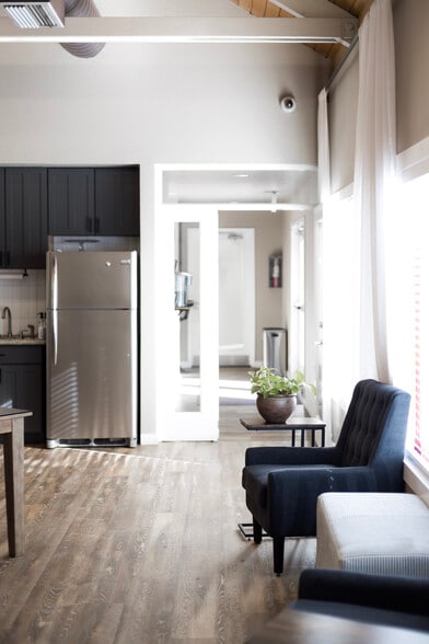 24 Hour Study Lounge & Printer - Arlington Farm Apartments