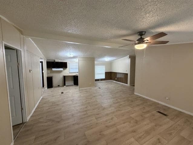 Building Photo - 405 Hilltop Meadows Ct