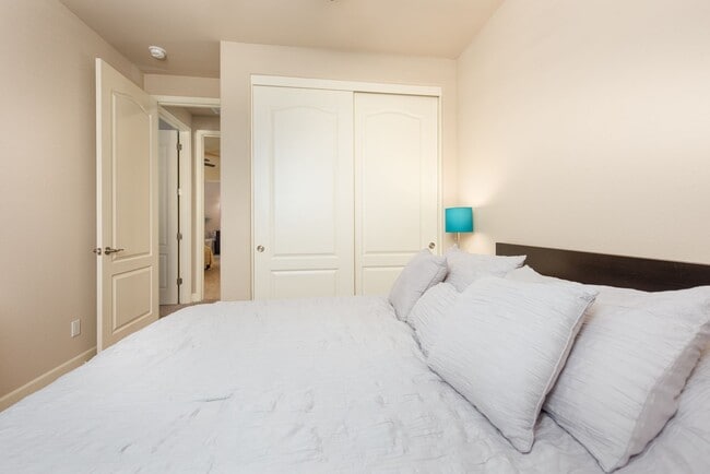 Building Photo - Upgraded 3 bed 2 ba 1862 sq. ft. w/ 2 car ...