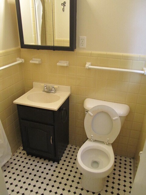 Building Photo - 4036 NW 30th Ter