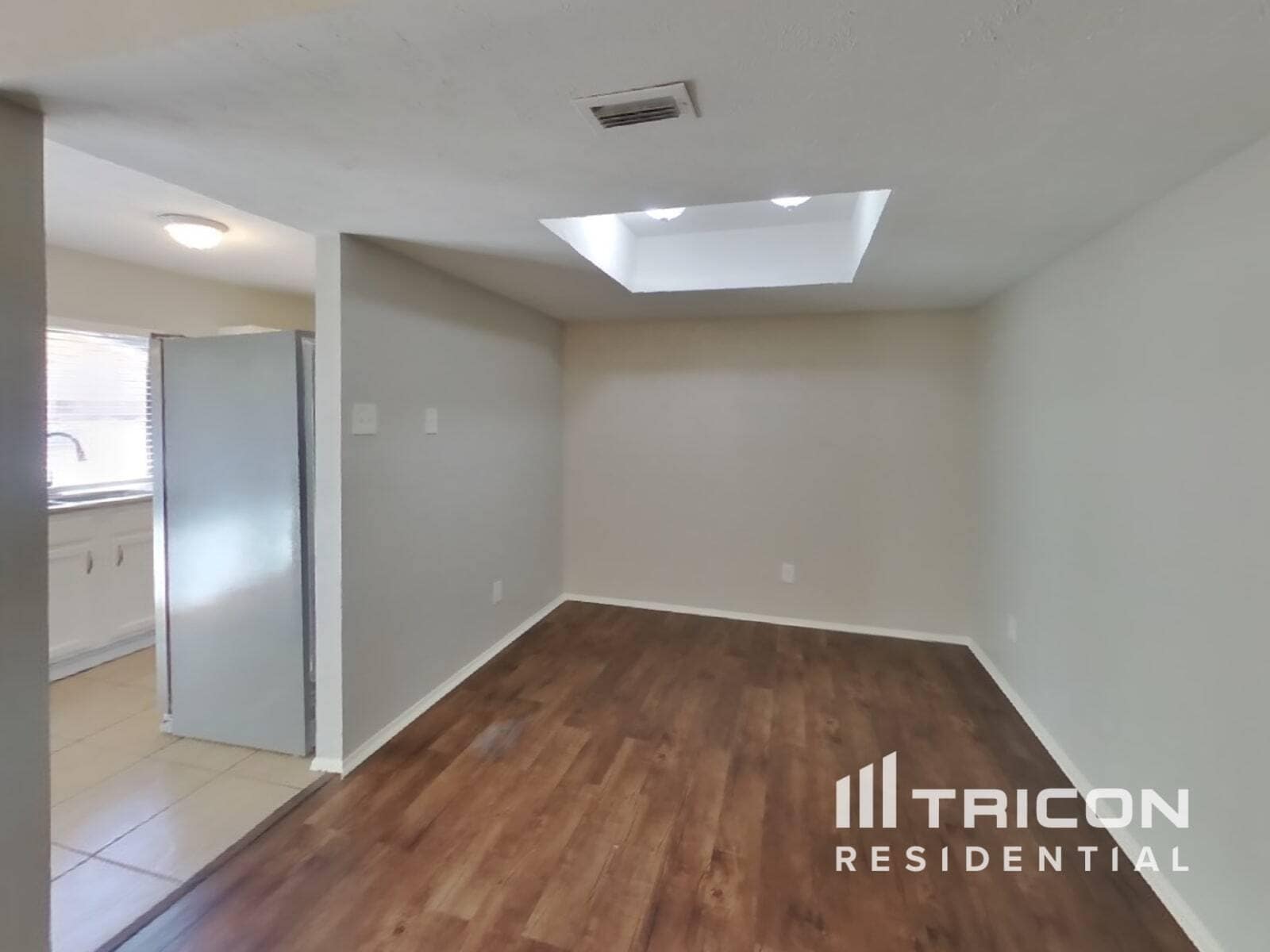 Building Photo - 7125 Hardwood Trail