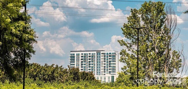 Building Photo - 13230 Ballantyne Corporate Pl