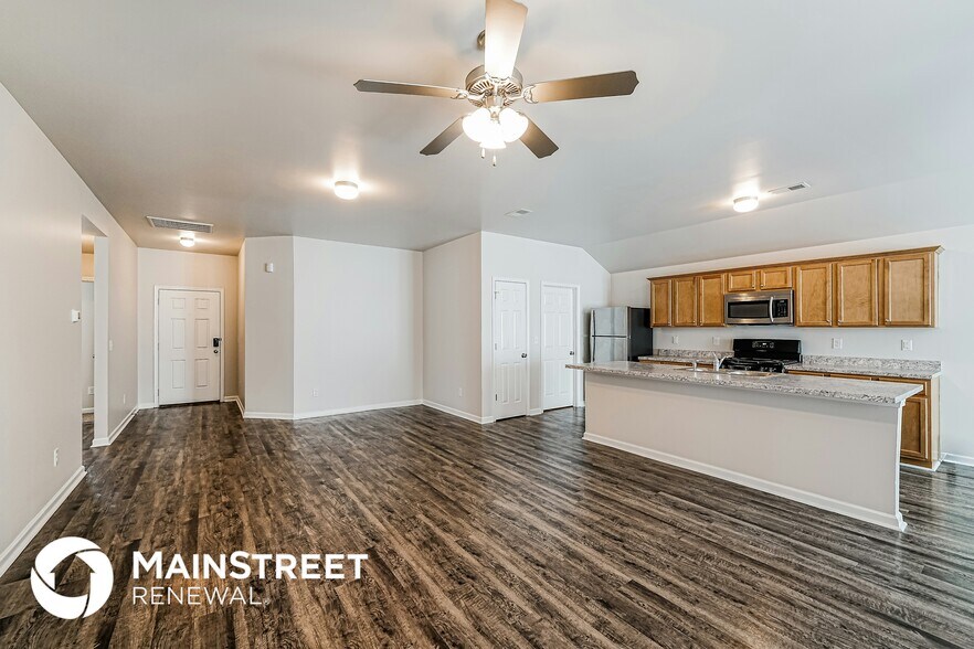 Building Photo - 155 Woodland Wy