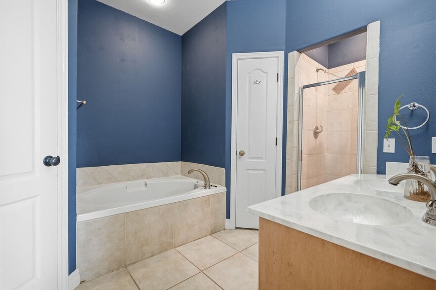 Building Photo - 3029 Turkey Hollow Ct