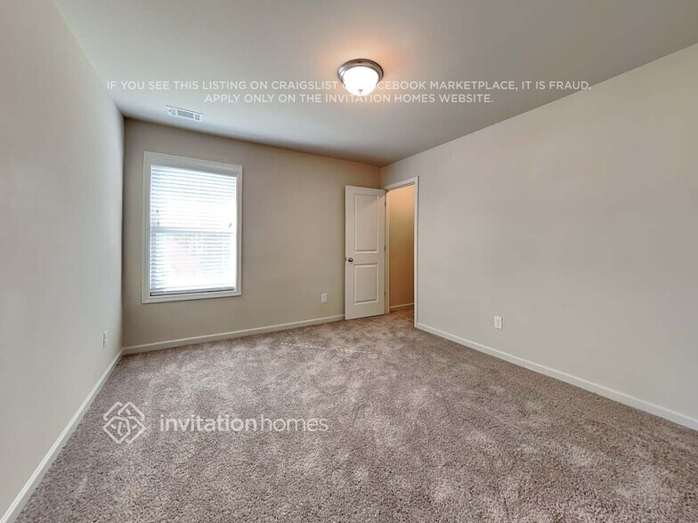 Building Photo - 105 Moss Dr