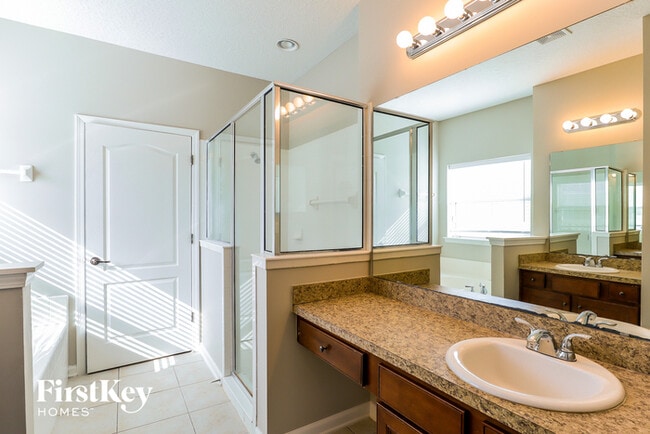 Building Photo - 404 Candlebark Dr