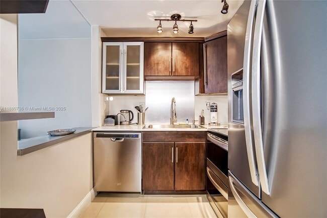 Building Photo - 200 172nd St