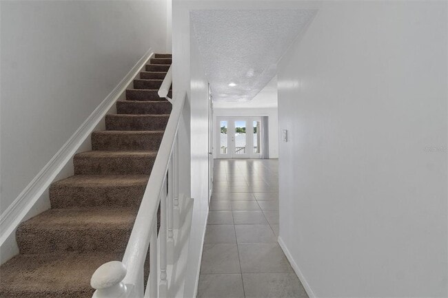 Building Photo - 165 Pompano Dr SE