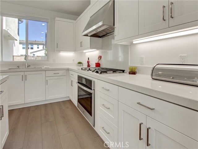 Building Photo - 230 Sora