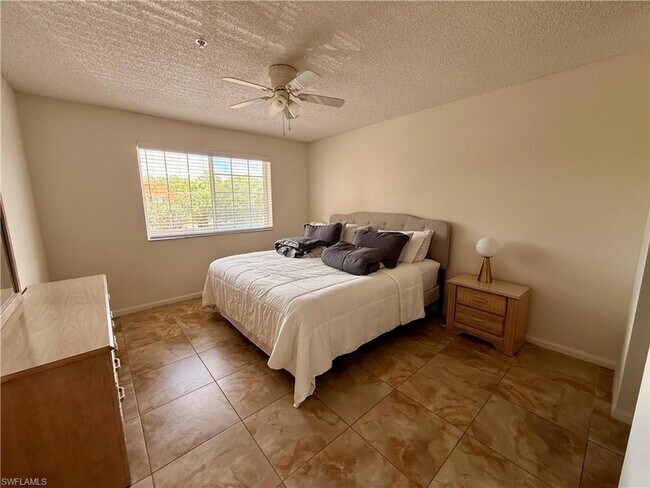 Building Photo - 1265 Wildwood Lakes Blvd