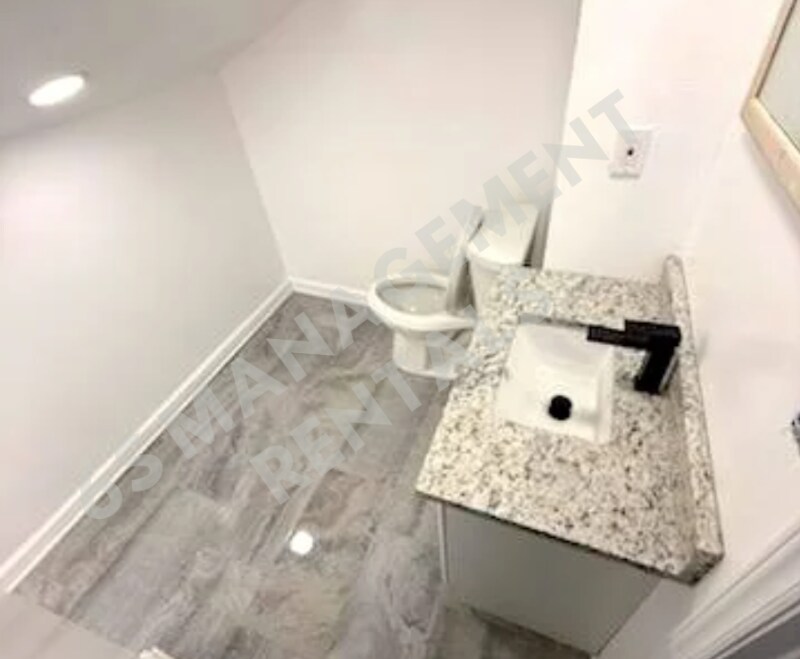 Building Photo - 1100 Harrison Ave