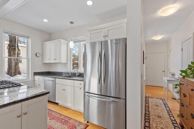 Building Photo - 60 Broadway St