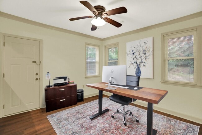 Building Photo - 3607 Highland Park Pl