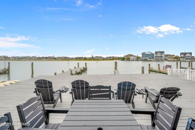 Building Photo - 28 Harborside Dr E