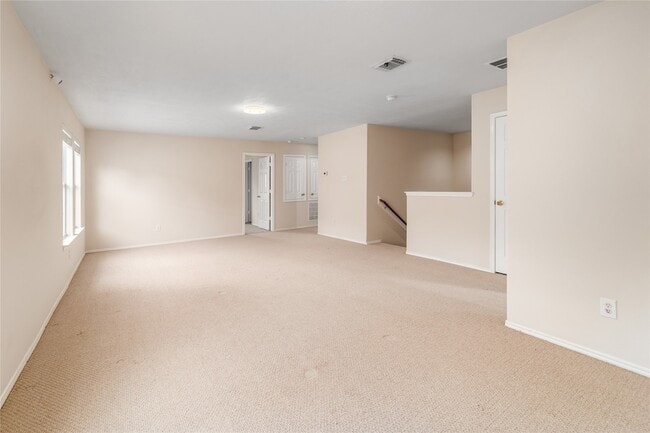 Building Photo - 18218 Thicket Grove Rd