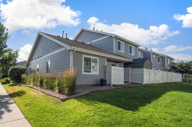 Primary Photo - Great two bedroom, one bath near airport.