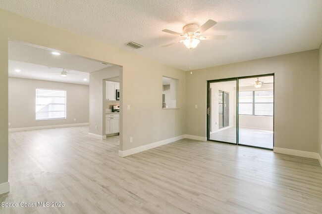 Building Photo - 1847 Parrsboro St NW