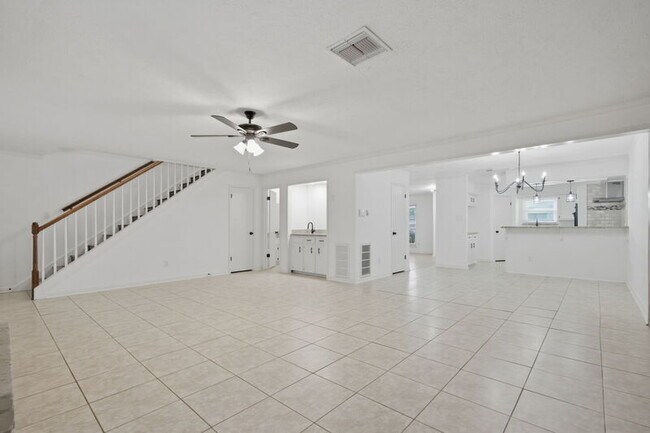 Building Photo - 66 T Huxley Ln