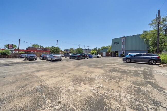 Building Photo - 3815 Guadalupe St