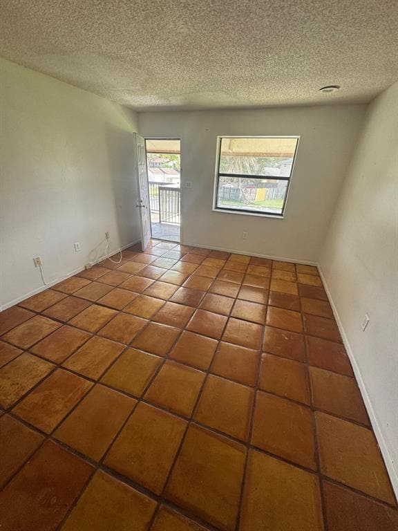 Building Photo - 6031 Shakerwood Cir