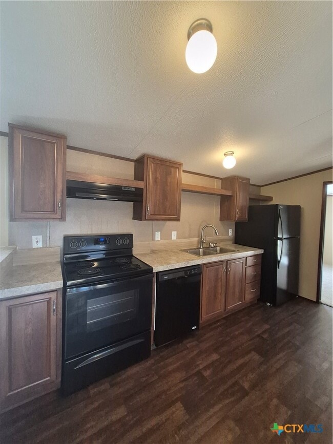 Building Photo - 1911 Wald Rd