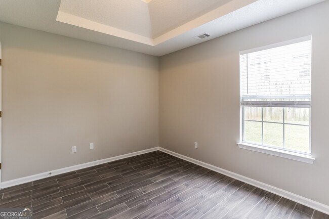 Building Photo - 4630 Thermal Ct