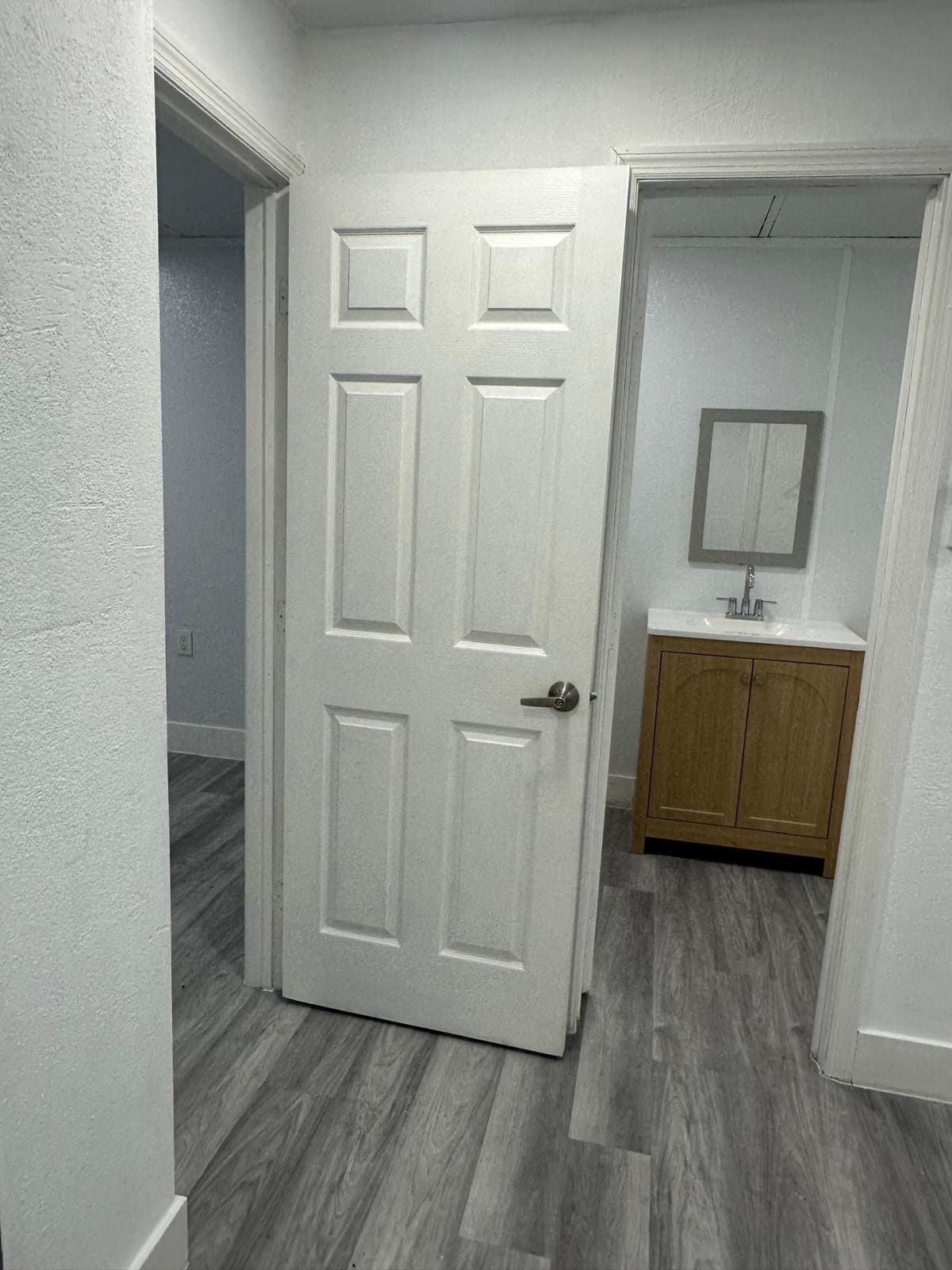 Building Photo - 841 N 69th Ave