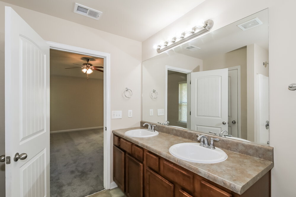 Building Photo - 271 Bandelier Cir