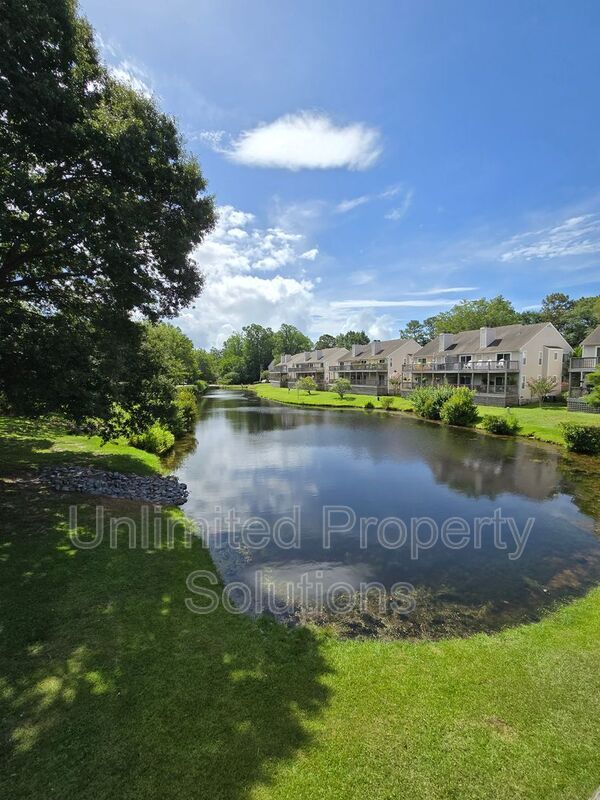 Building Photo - 5211 Lapaloma Ct