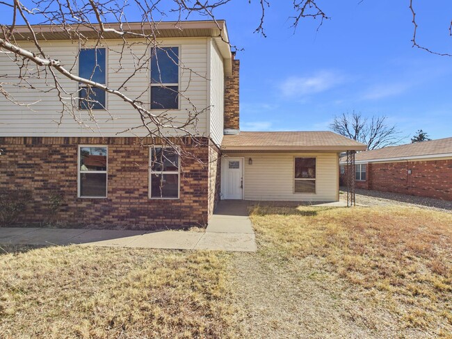 Building Photo - Beautiful in Belmar!