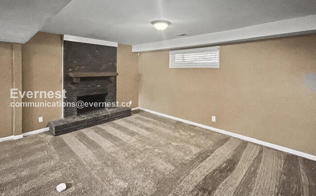 Building Photo - 1729 Molly Ln