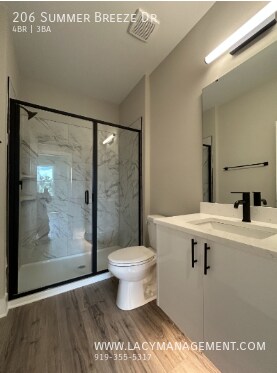 Building Photo - 206 Summer Breeze Dr